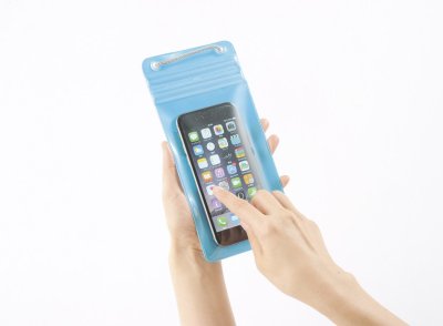 スマホ防滴ポーチ