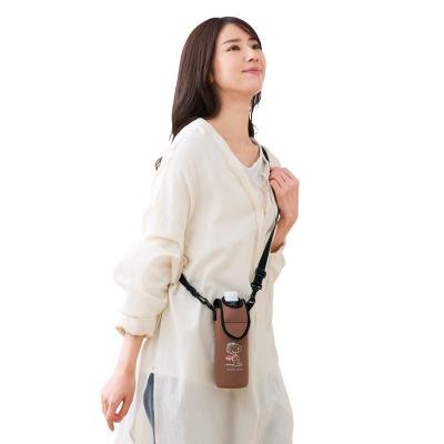 ファミリーキャラクター　おさんぽペットボトルホルダー