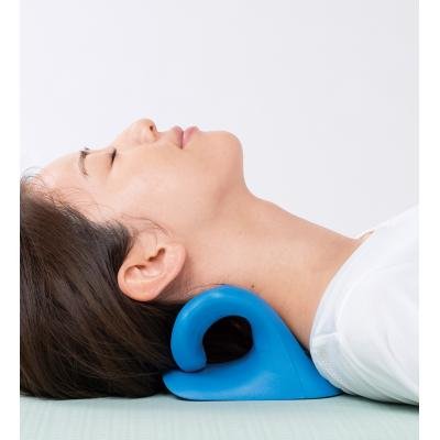 伸ばして快適　ストレッチネックピロー