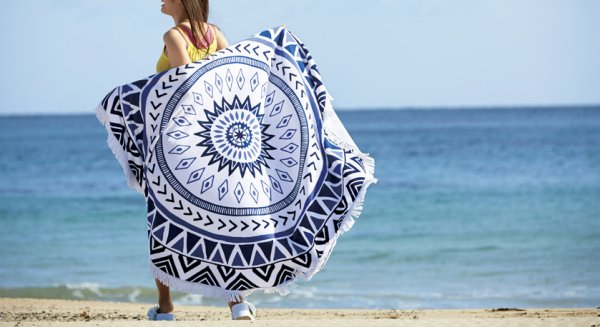 大きなラウンドレジャータオル