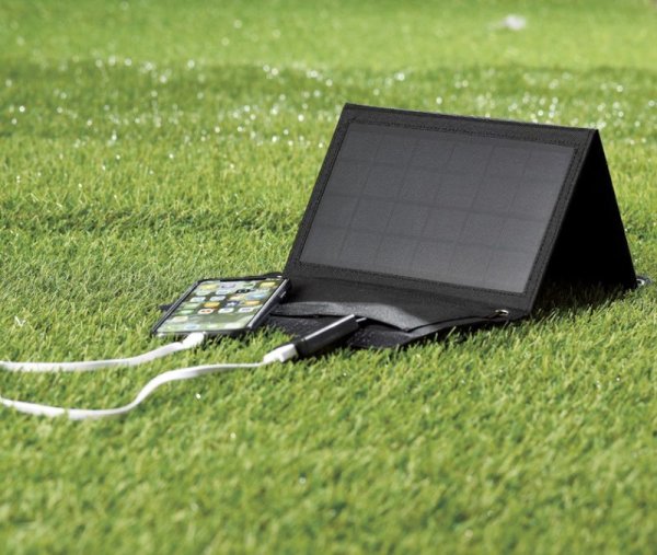 マルチ充電 ソーラーパネル