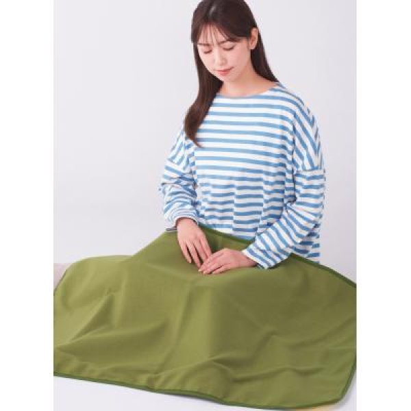 金色(こんじき)の三層構造ブランケット