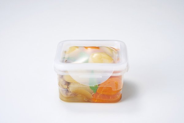 容量以上！伸びるシリコン蓋付き保存容器