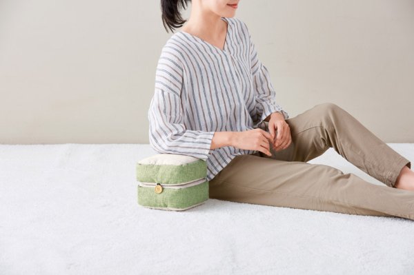 正座も楽々!マルチアレンジクッション