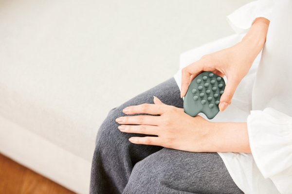 コリすっきり!毎日お手軽マッサージブラシ