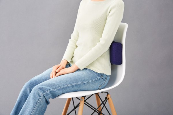 かるリラ ミニピロークッション