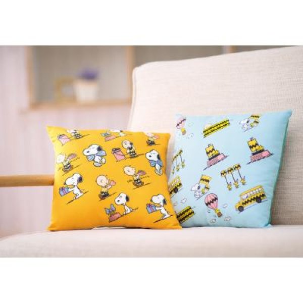 ファミリーキャラクター スクエアクッション