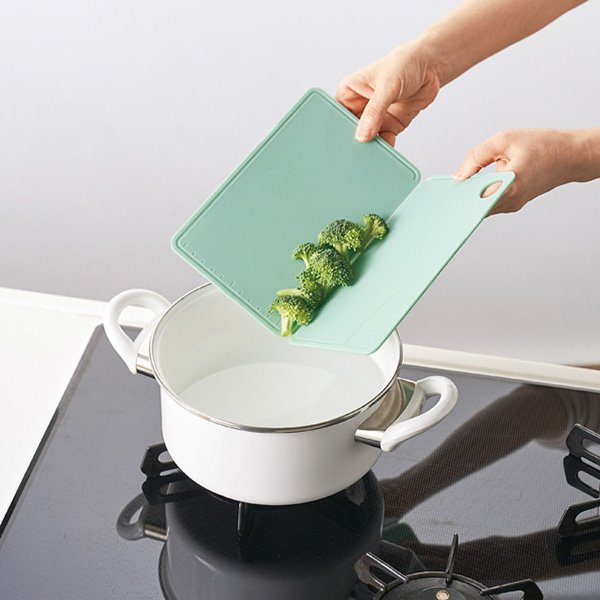 スマシェフ たためる多機能まな板