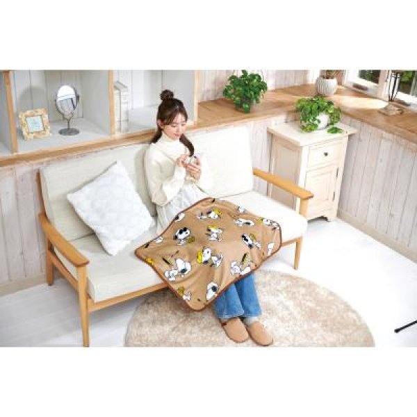 ファミリーキャラクター　キュートなブランケット