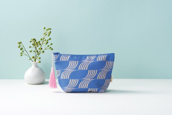 伊砂文様　タッセルポーチ