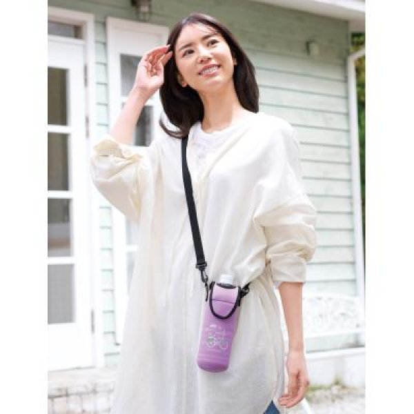 ファミリーキャラクター　おさんぽペットボトルホルダー