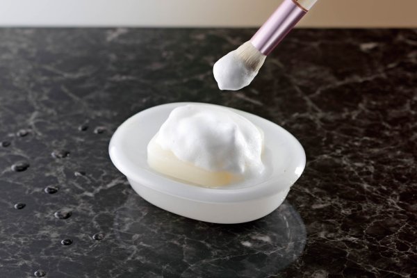 熊野化粧筆セット　筆の心　洗顔ブラシ付き